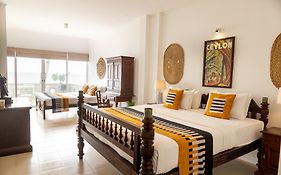 Neevana Hotel Hikkaduwa